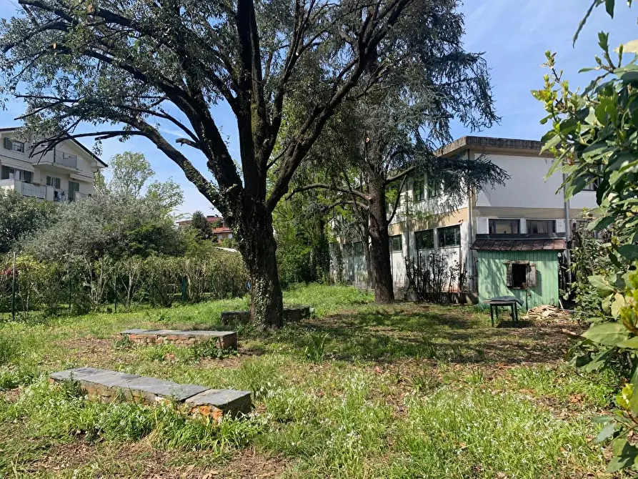 Immagine 5 di Porzione di casa in vendita  a Carrara