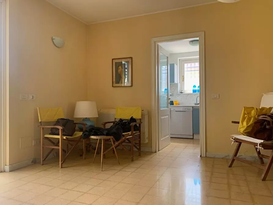 Immagine 13 di Porzione di casa in vendita  a Carrara