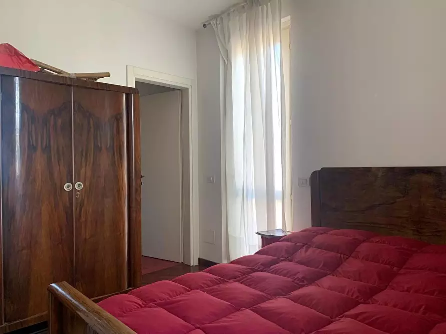 Immagine 36 di Porzione di casa in vendita  a Carrara