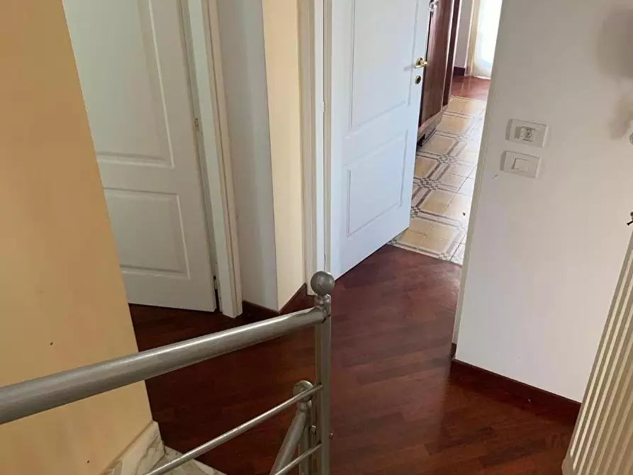 Immagine 31 di Porzione di casa in vendita  a Carrara