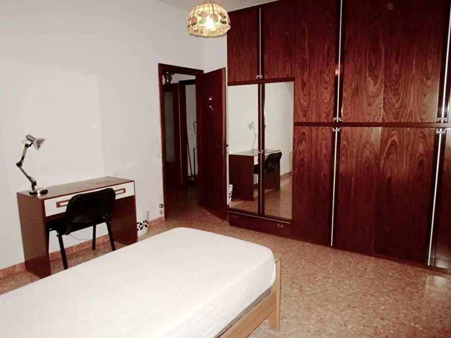 Immagine 12 di Appartamento in vendita  a Pisa