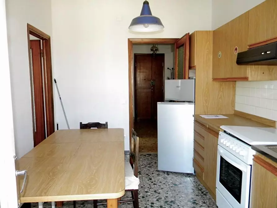 Immagine 5 di Appartamento in vendita  a Pisa