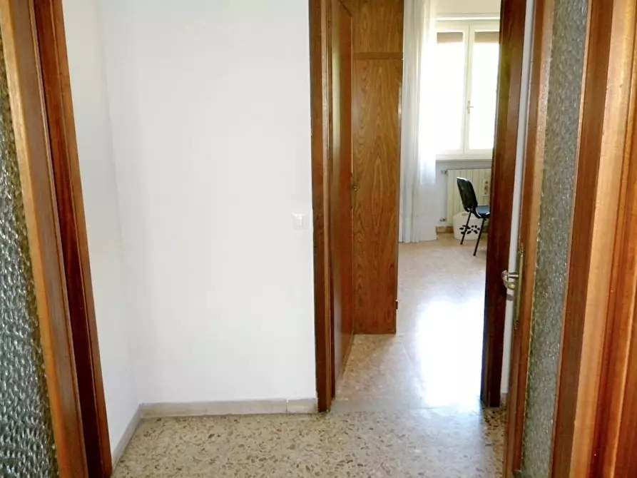 Immagine 26 di Appartamento in vendita  a Pisa