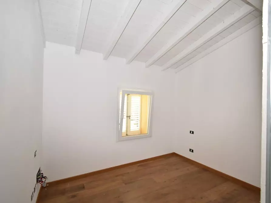 Immagine 14 di Terratetto in vendita  a San Giuliano Terme