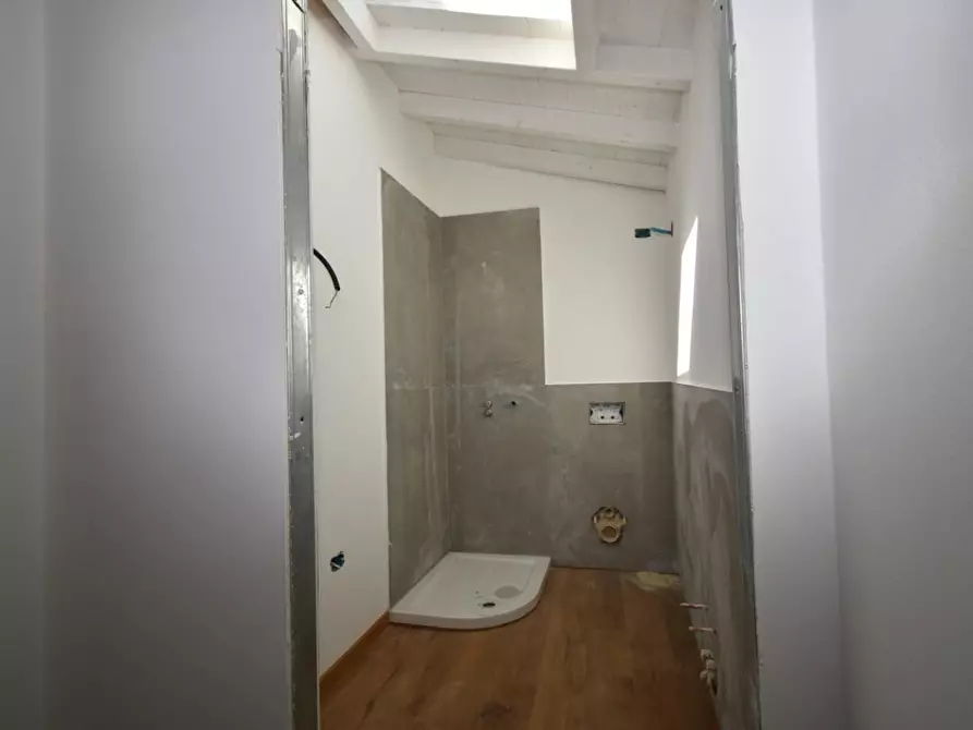 Immagine 13 di Terratetto in vendita  a San Giuliano Terme