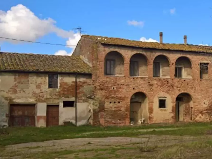 Immagine 4 di Rustico / casale in vendita  a Ponsacco