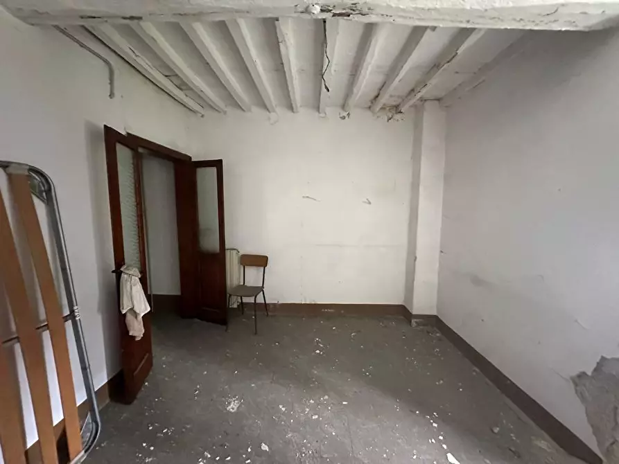 Immagine 20 di Porzione di casa in vendita  a Montignoso