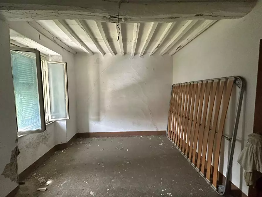 Immagine 23 di Porzione di casa in vendita  a Montignoso