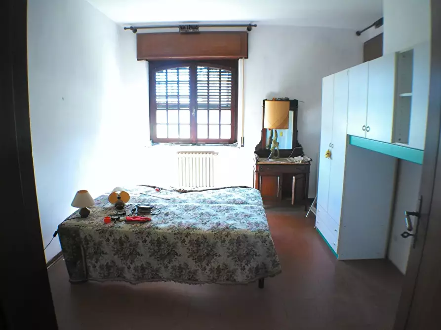 Immagine 7 di Appartamento in vendita  a Carrara