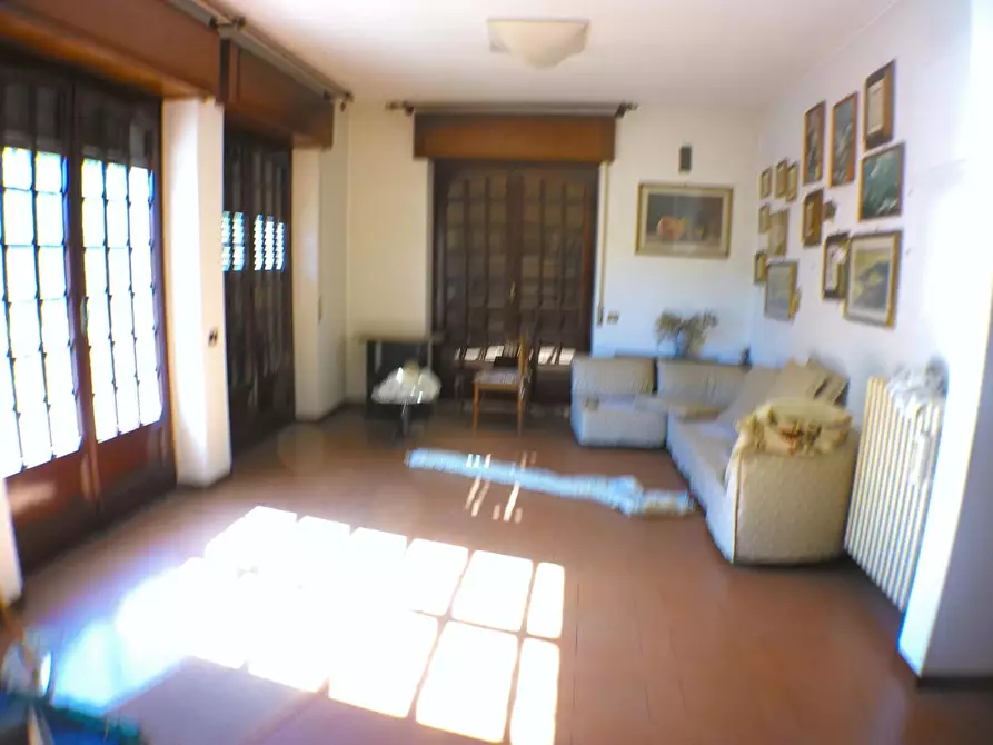 Immagine 31 di Appartamento in vendita  a Carrara