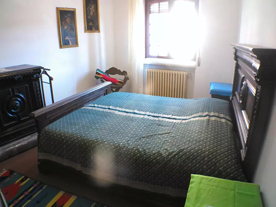 Immagine 10 di Appartamento in vendita  a Carrara