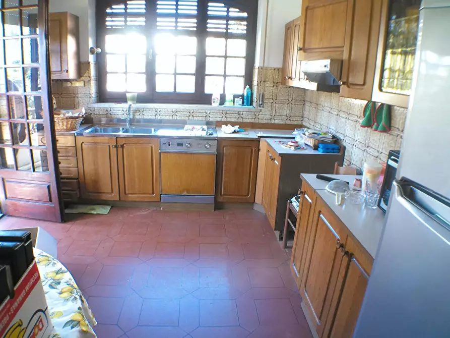 Immagine 24 di Appartamento in vendita  a Carrara