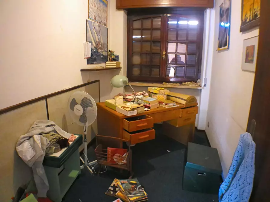 Immagine 23 di Appartamento in vendita  a Carrara