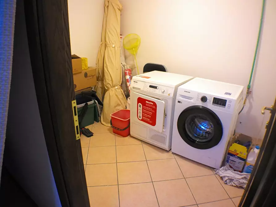 Immagine 20 di Villetta a schiera in vendita  a Carrara