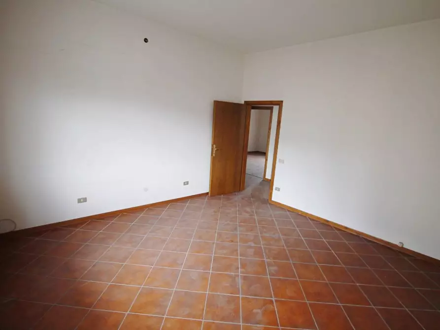 Immagine 2 di Appartamento in vendita  a Lamporecchio