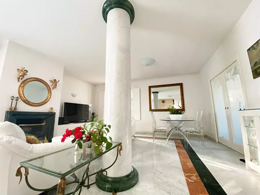 Immagine 3 di Casa indipendente in vendita  a Calcinaia