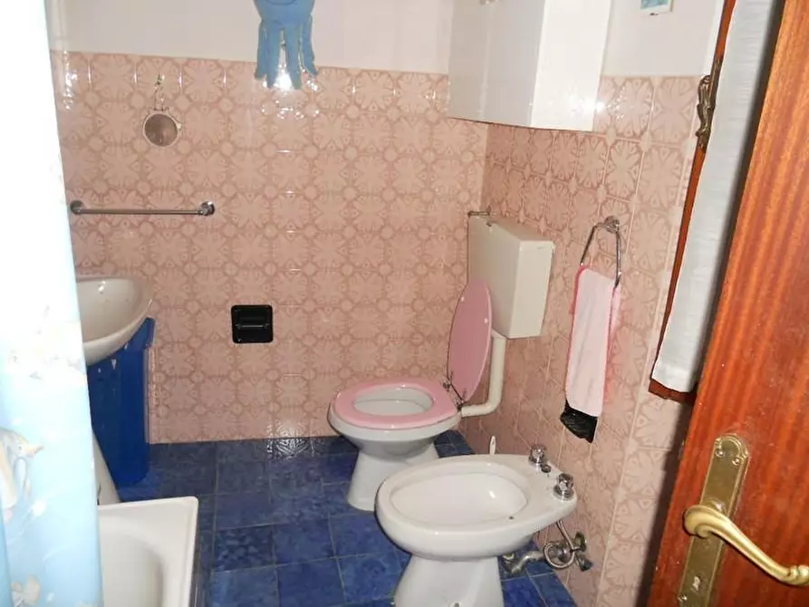 Immagine 9 di Rustico / casale in vendita  a Barga