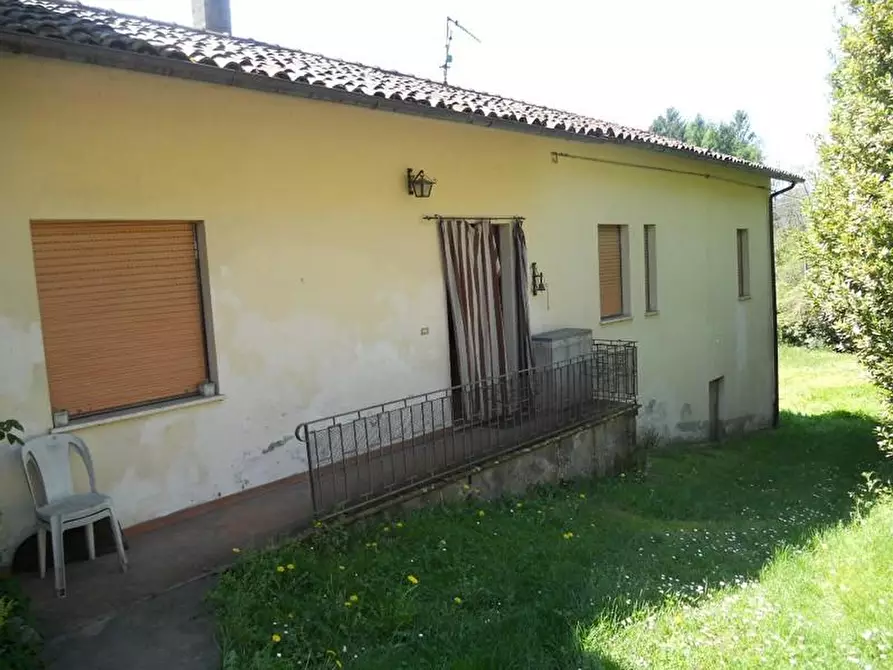 Immagine 2 di Rustico / casale in vendita  a Barga