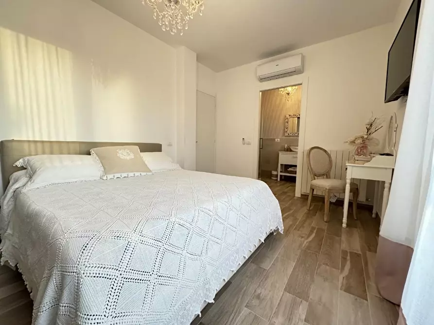 Immagine 16 di Casa bifamiliare in affitto  a Forte Dei Marmi