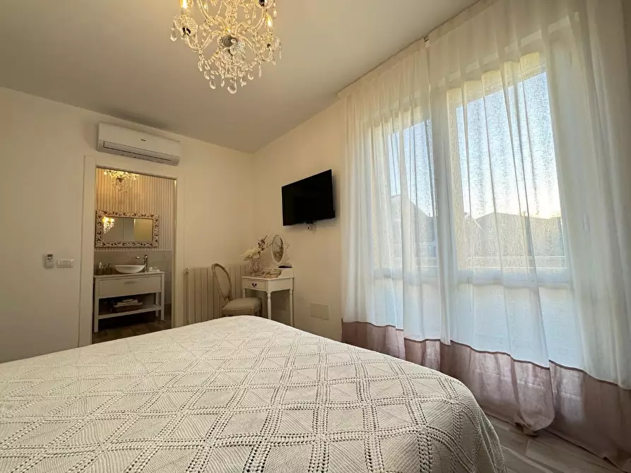 Immagine 15 di Casa bifamiliare in affitto  a Forte Dei Marmi