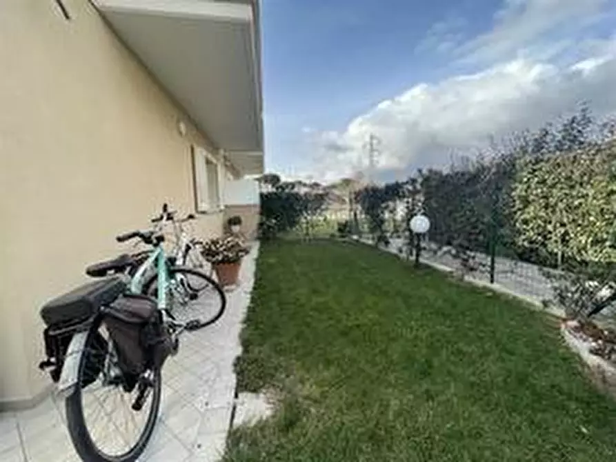 Immagine 32 di Casa bifamiliare in affitto  a Forte Dei Marmi