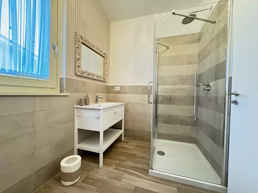 Immagine 11 di Casa bifamiliare in affitto  a Forte Dei Marmi