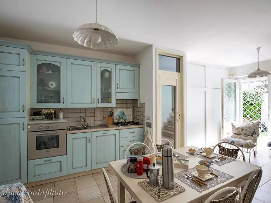 Immagine 4 di Casa bifamiliare in affitto  a Forte Dei Marmi