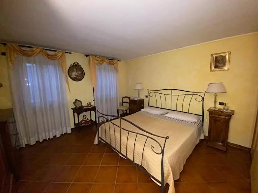 Immagine 45 di Casa colonica in vendita  a Buggiano