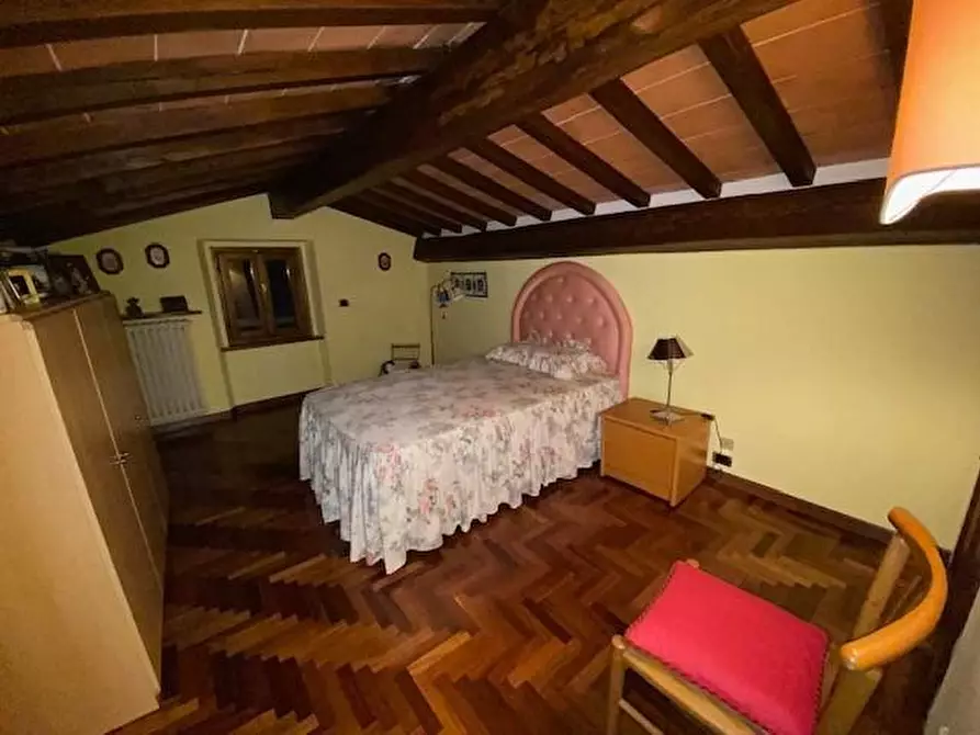 Immagine 39 di Casa colonica in vendita  a Buggiano