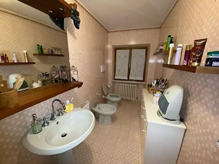 Immagine 48 di Casa colonica in vendita  a Buggiano