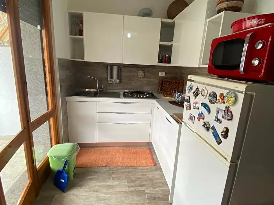 Immagine 3 di Appartamento in vendita  a Massa