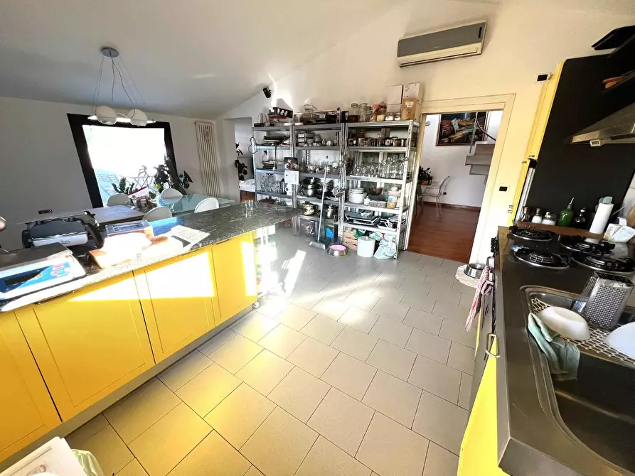 Immagine 12 di Mansarda in vendita  a Montelupo Fiorentino