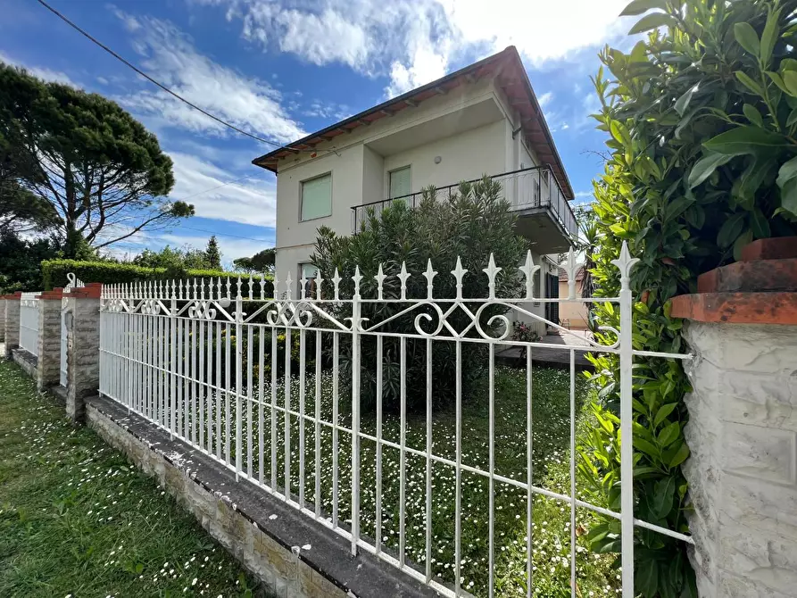 Immagine 1 di Casa indipendente in vendita  a Empoli