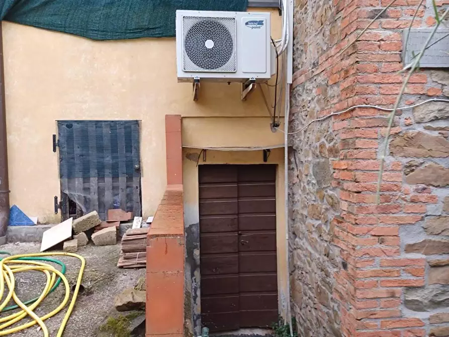 Immagine 13 di Terratetto in vendita  a Capraia E Limite