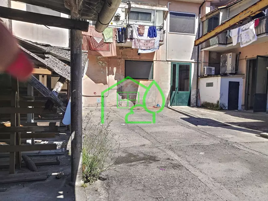 Immagine 22 di Capannone industriale in vendita  a Viareggio