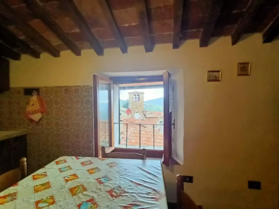 Immagine 2 di Appartamento in vendita  a Montieri