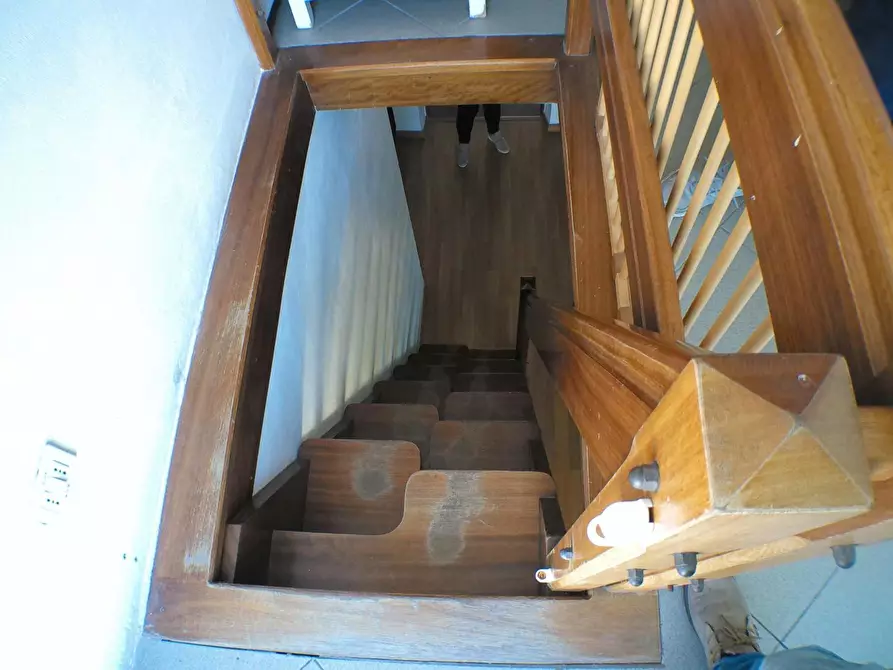 Immagine 17 di Appartamento in vendita  a Carrara