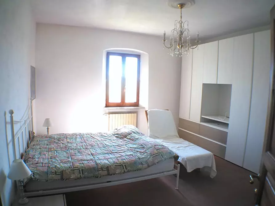 Immagine 9 di Appartamento in vendita  a Carrara