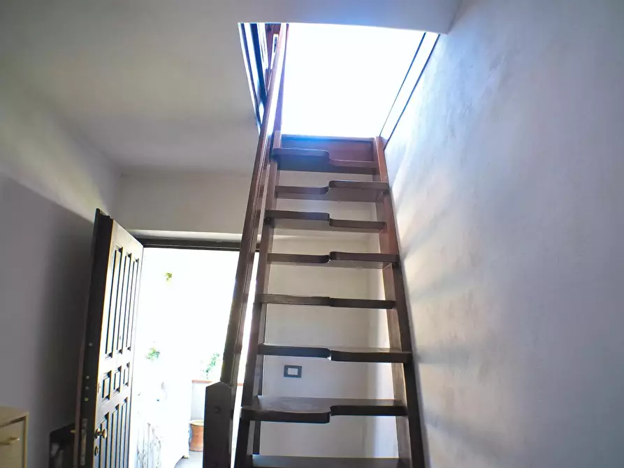 Immagine 14 di Appartamento in vendita  a Carrara