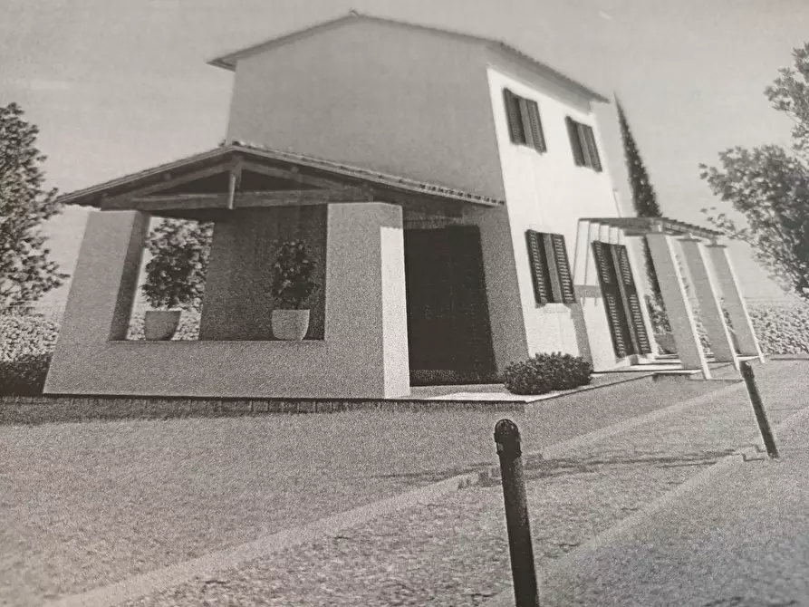 Immagine 15 di Terreno residenziale in vendita  a Lucca
