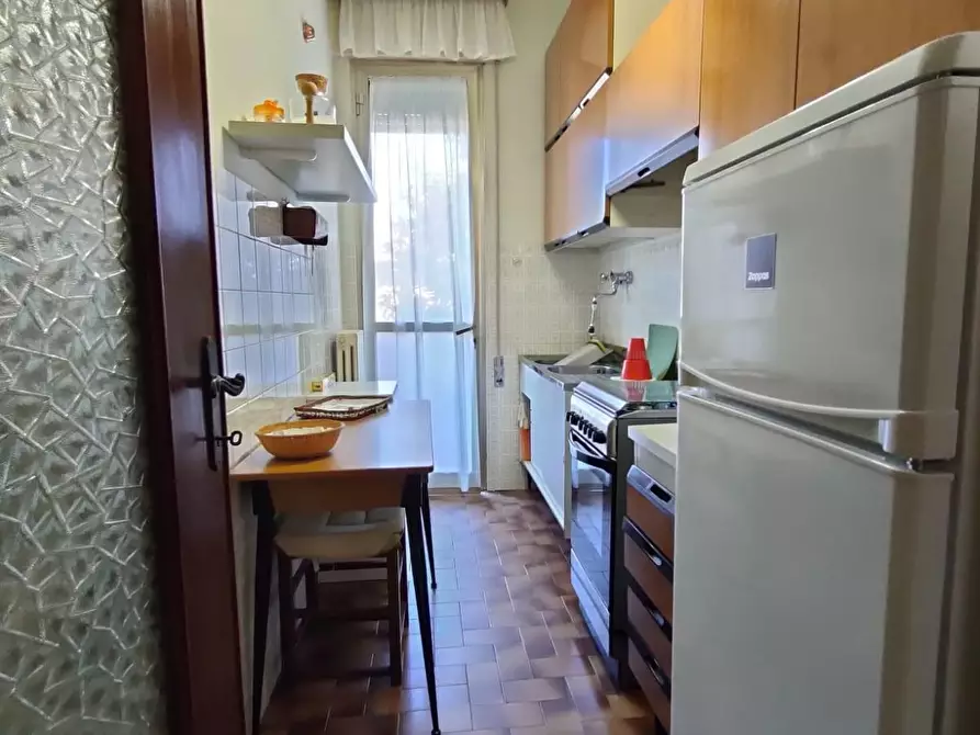 Immagine 4 di Appartamento in affitto  a Massa