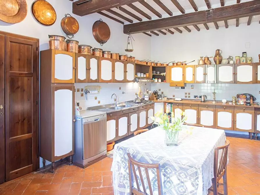 Immagine 11 di Immobile di prestigio in vendita  a Pisa