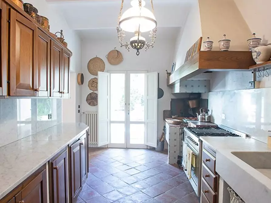 Immagine 35 di Immobile di prestigio in vendita  a Pisa