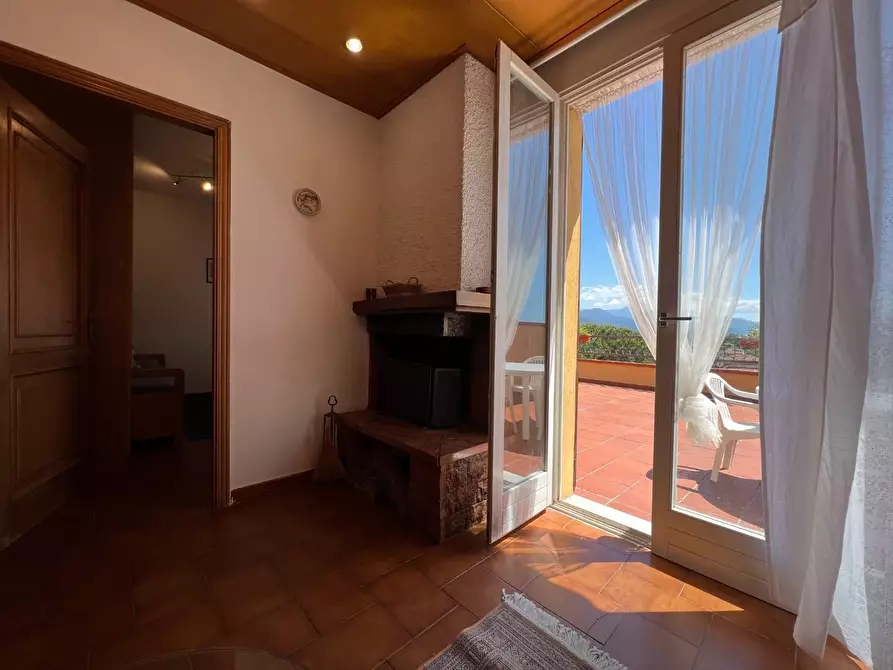 Immagine 77 di Appartamento in vendita  a Ameglia