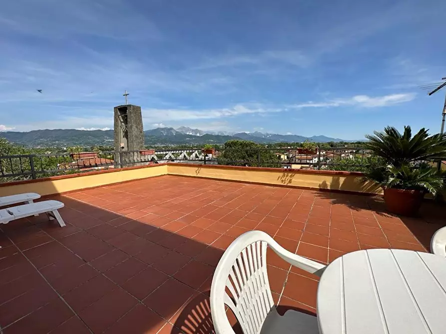 Immagine 12 di Appartamento in vendita  a Ameglia