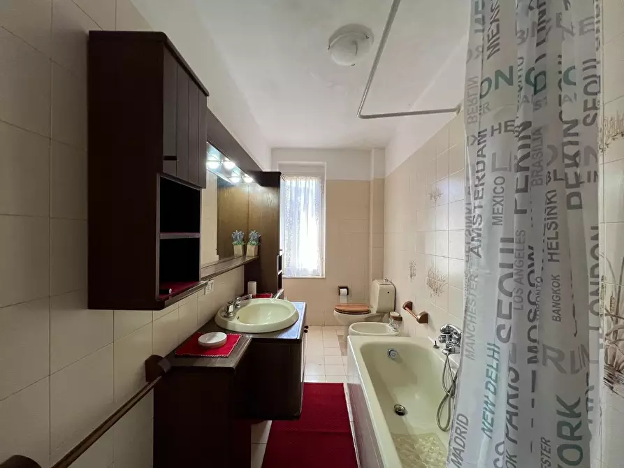 Immagine 52 di Appartamento in vendita  a Ameglia