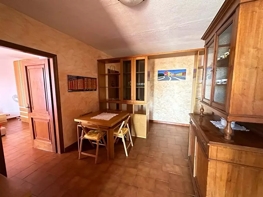 Immagine 10 di Appartamento in vendita  a Ameglia