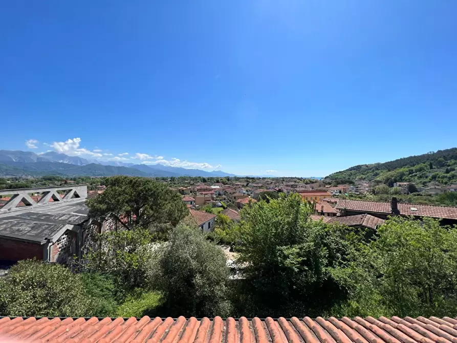 Immagine 28 di Appartamento in vendita  a Ameglia