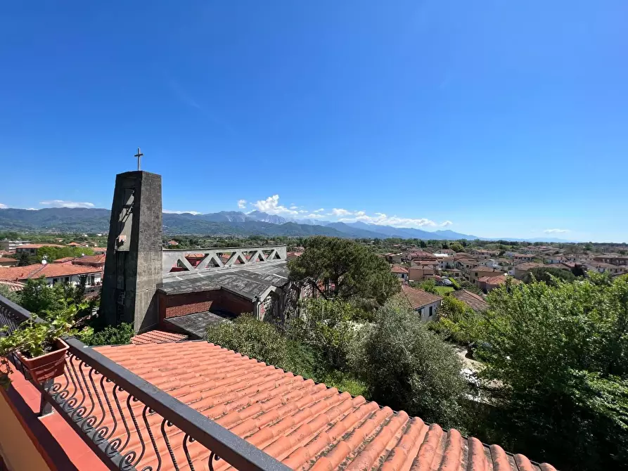 Immagine 27 di Appartamento in vendita  a Ameglia