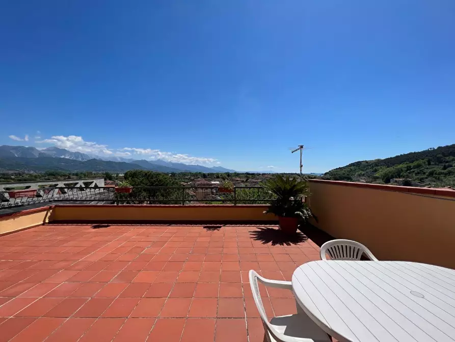 Immagine 67 di Appartamento in vendita  a Ameglia